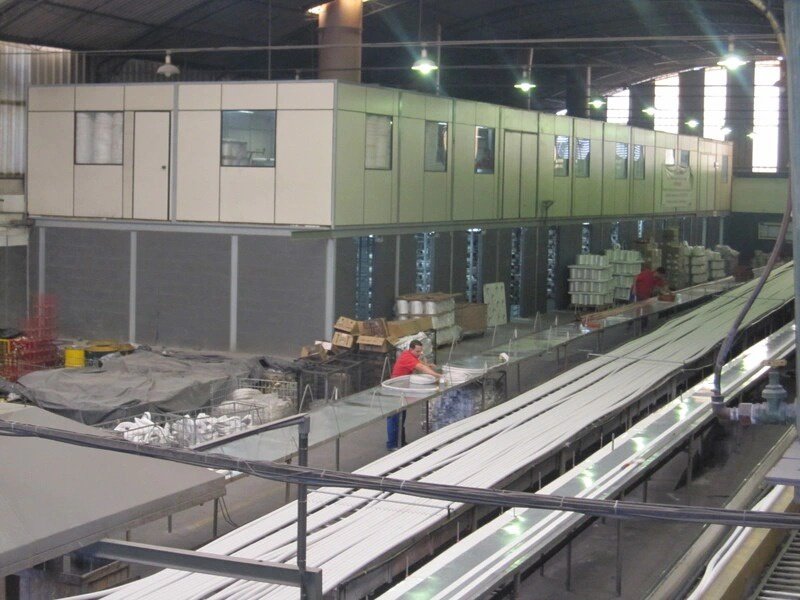 Bancada de ensaios hidrostáticos utilizada para testes de pressão em mangueiras de incêndio certificadas conforme a ABNT NBR 11861