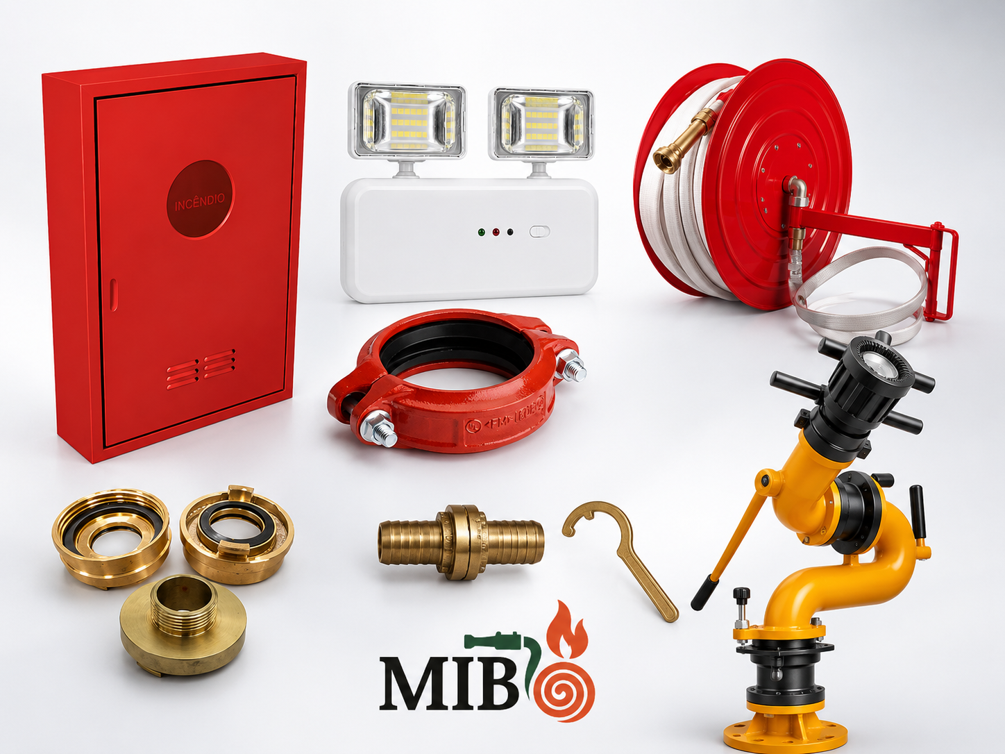 Material de combate a incêndio conforme normas ABNT com mangueiras de incêndio, extintores, esguichos, válvulas, abrigos, adaptadores, tampões, acoplamento 73 mm, luminárias de emergência e placas de sinalização para condomínios e indústrias